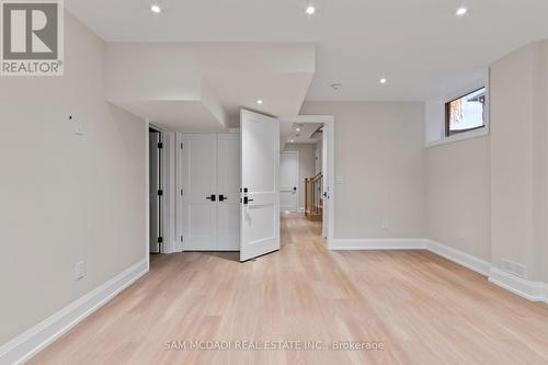 4584 Full Moon Circle, Mississauga, ON - Indoor Photo Showing Other Room