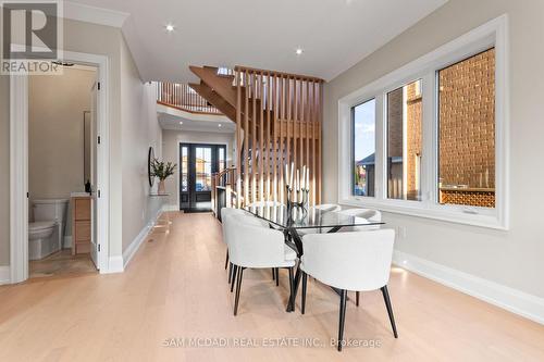 4584 Full Moon Circle, Mississauga, ON - Indoor