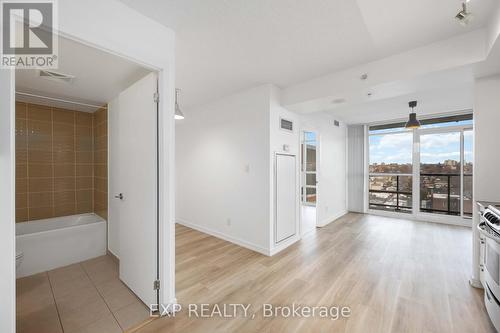 1022 - 68 Abell Street, Toronto, ON - Indoor