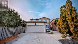 1339 QUINPOOL COURT  Mississauga, ON L5C 4J3