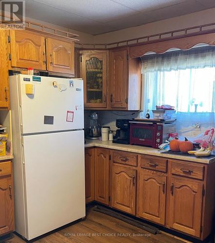 40 Prospect Avenue, Cobalt, ON - Indoor Photo Showing Kitchen