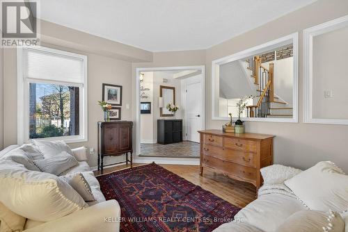 84 Loraview Lane, Aurora, ON - Indoor