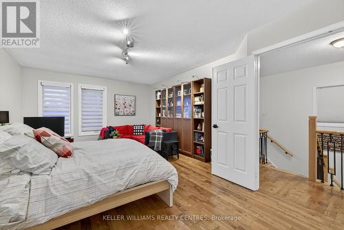 84 Loraview Lane, Aurora, ON - Indoor Photo Showing Bedroom