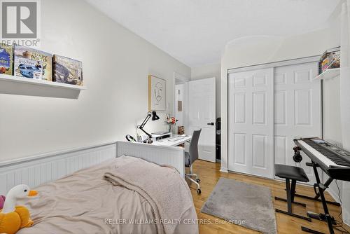 84 Loraview Lane, Aurora, ON - Indoor Photo Showing Bedroom