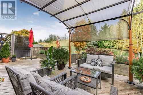 84 Loraview Lane, Aurora, ON - Outdoor With Deck Patio Veranda With Exterior