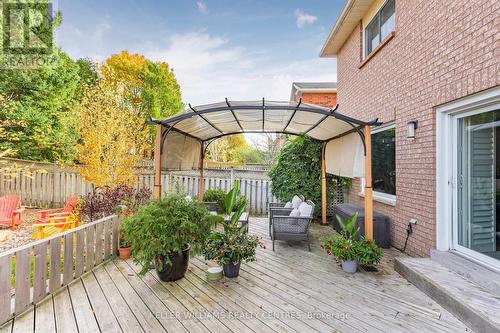 84 Loraview Lane, Aurora, ON - Outdoor With Deck Patio Veranda With Exterior