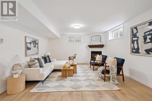 151 Parcells Crescent, Peterborough West (South), ON - Indoor Photo Showing Living Room