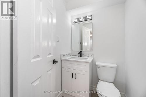 230 Archdekin Drive, Brampton, ON - Indoor Photo Showing Bathroom