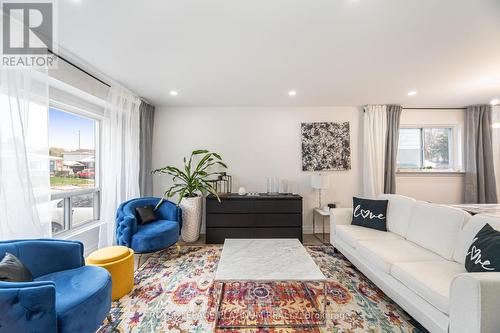 230 Archdekin Drive, Brampton, ON - Indoor Photo Showing Living Room