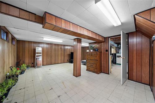 219 Horton Avenue W, Winnipeg, MB - Indoor