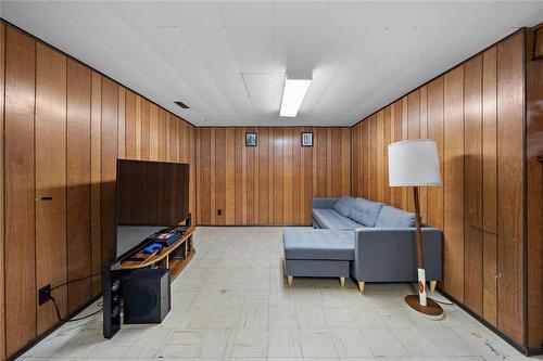 219 Horton Avenue W, Winnipeg, MB - Indoor