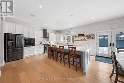 Bright Open Concept - 