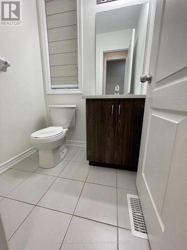 29 Hickling Lane, Ajax, ON - Indoor Photo Showing Bathroom