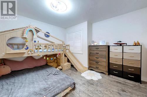 50 Ben Sinclair Avenue, East Gwillimbury, ON - Indoor Photo Showing Bedroom