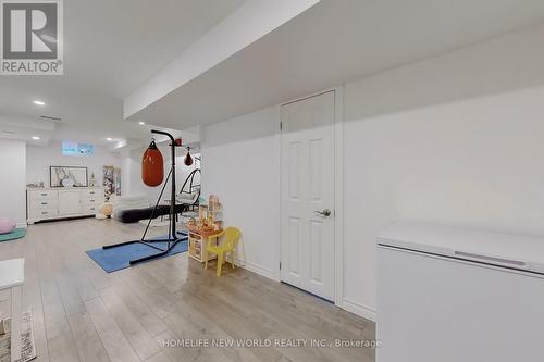 50 Ben Sinclair Avenue, East Gwillimbury, ON - Indoor Photo Showing Other Room
