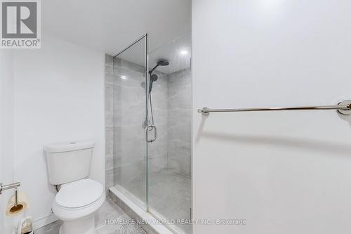 50 Ben Sinclair Avenue, East Gwillimbury, ON - Indoor Photo Showing Bathroom