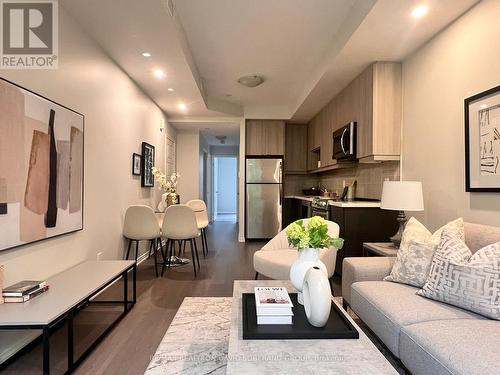 202 - 1120 Briar Hill Avenue, Toronto, ON - Indoor Photo Showing Living Room