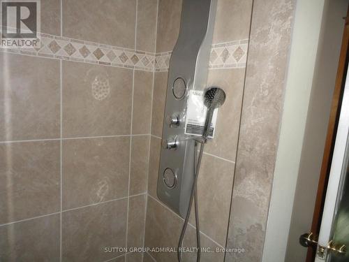 2776 Tallberg Court, Mississauga, ON - Indoor Photo Showing Bathroom