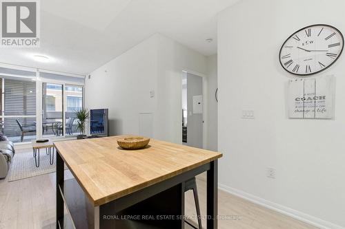 619 - 800 Lawrence Avenue W, Toronto, ON - Indoor