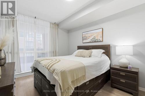 619 - 800 Lawrence Avenue W, Toronto, ON - Indoor Photo Showing Bedroom