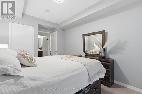 619 - 800 Lawrence Avenue W, Toronto, ON - Indoor Photo Showing Bedroom