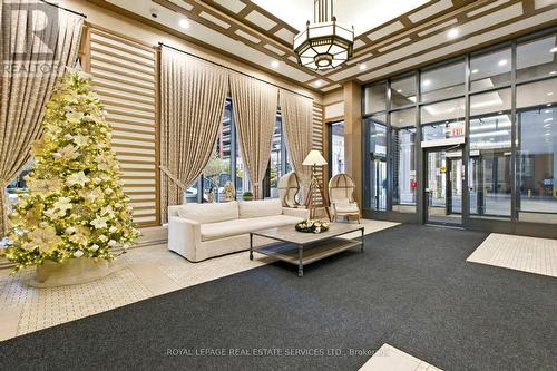 619 - 800 Lawrence Avenue W, Toronto, ON - Indoor Photo Showing Other Room