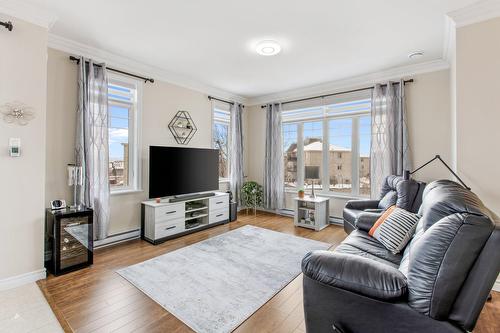 Salon - 568 Rue D'Everell, Québec (Beauport), QC - Indoor Photo Showing Living Room