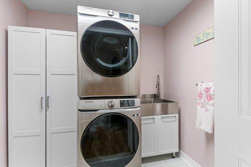 Laundry room - 66 Rue Douglas-Anderson, Châteauguay, QC - Indoor Photo Showing Laundry Room