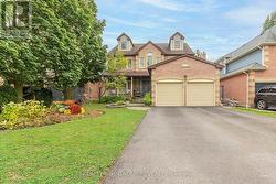 11 NETTLE'S COURT  Whitby, ON L1P 1L5