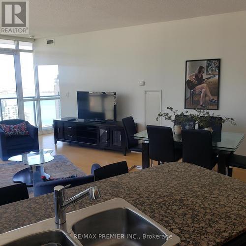 3308 - 65 Bremner Boulevard, Toronto, ON - Indoor