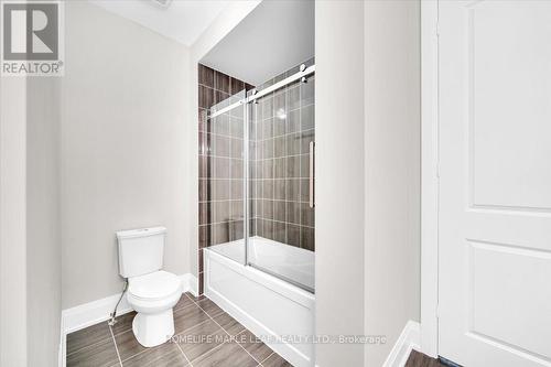 1242 Talisman Manor, Pickering, ON - Indoor Photo Showing Bathroom