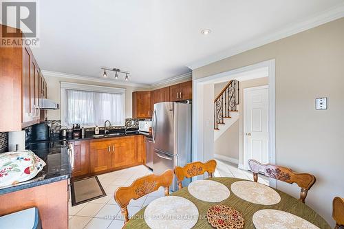 4284 Sawmill Valley Drive, Mississauga, ON - Indoor