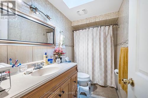 4284 Sawmill Valley Drive, Mississauga, ON - Indoor Photo Showing Bathroom