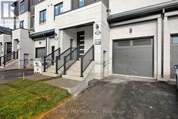 5897 SAIGON STREET  Mississauga, ON L5V 2V9
