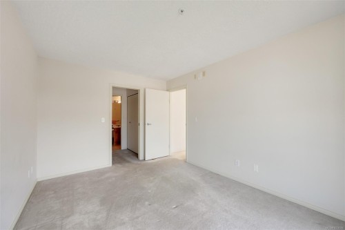 405-1063 Southgate St, Victoria, BC - Indoor Photo Showing Other Room