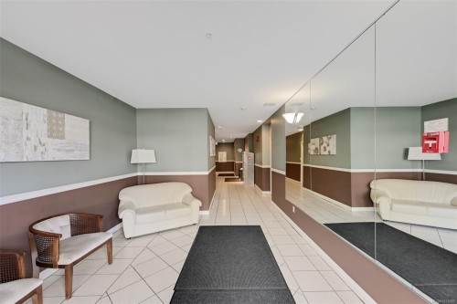 405-1063 Southgate St, Victoria, BC - Indoor Photo Showing Other Room