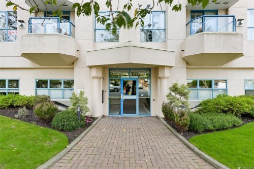 405-1063 Southgate St, Victoria, BC - Outdoor