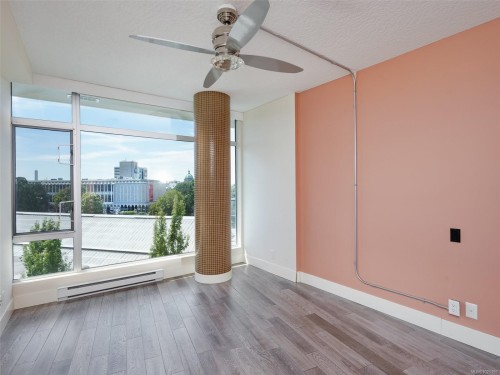 N609-737 Humboldt St, Victoria, BC - Indoor Photo Showing Other Room