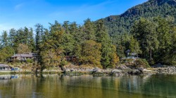 1200 Khenipsen Rd  Duncan, BC V9L 5L3