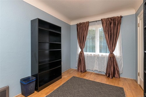 1465 Derby Rd, Saanich, BC 