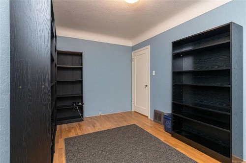 1465 Derby Rd, Saanich, BC 