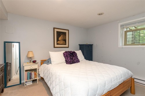 1465 Derby Rd, Saanich, BC 