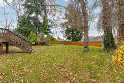 1465 Derby Rd, Saanich, BC 