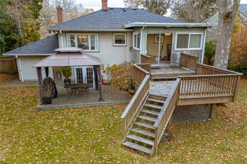1465 Derby Rd, Saanich, BC 