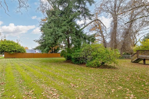 1465 Derby Rd, Saanich, BC 