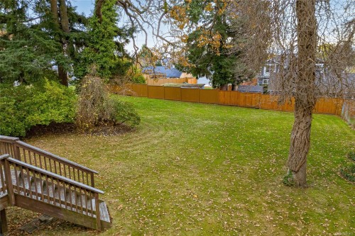 1465 Derby Rd, Saanich, BC 