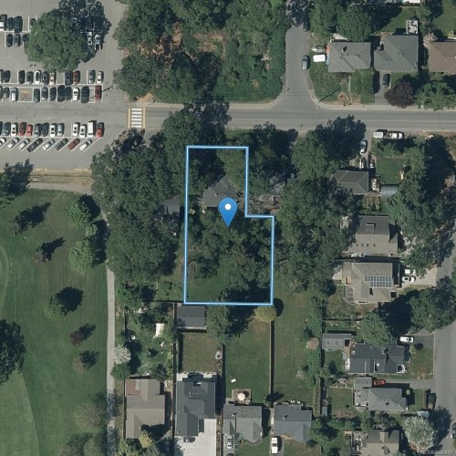 1465 Derby Rd, Saanich, BC 