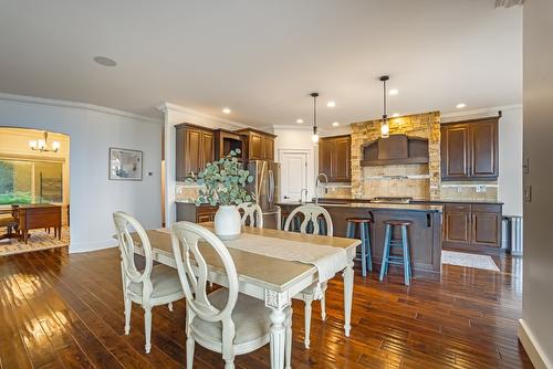 2584 Lucinde Road, West Kelowna, BC - Indoor Photo Showing Dining Room