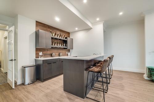 2584 Lucinde Road, West Kelowna, BC - Indoor Photo Showing Kitchen