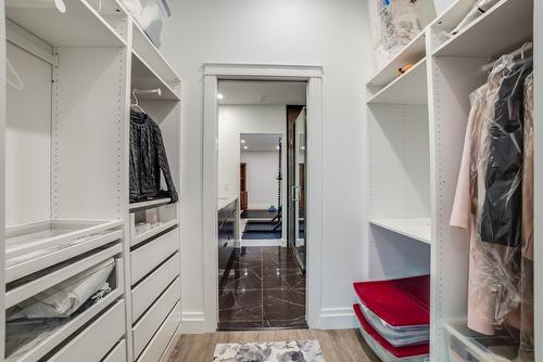 2584 Lucinde Road, West Kelowna, BC - Indoor With Storage